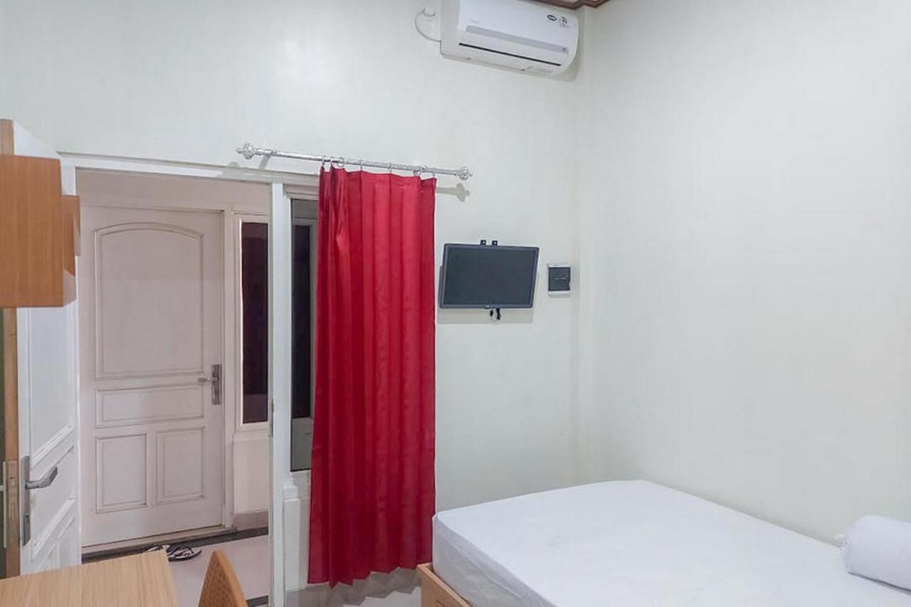 Hotel Koolkost @ Jalan Tirto Agung Srondolwetan Exterior foto